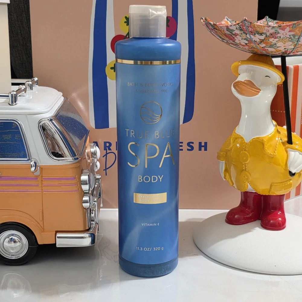 Bath & Body Works True Blue Spa Exfoliating Body Wash 11.3oz NEW RARE